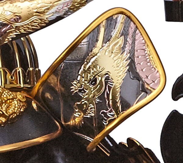 165-701-4 samurai helmet for sale, Masamune Date - Shoryu model, zooming up to dragon on Fukikaeshi