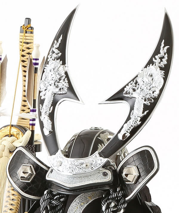 165-763-4 samurai helmet for sale, falcon silver model, details of crest and Fukikaeshi