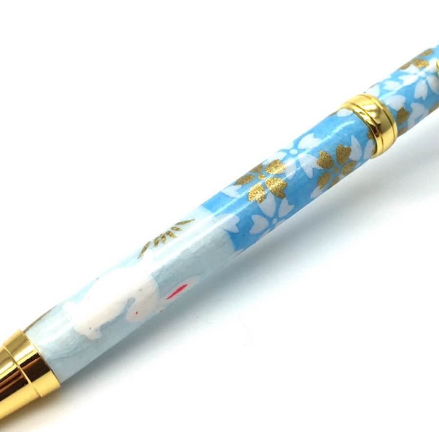 FST-TM-1600-BL-2 Handmade Ballpoint Pen made in Japan, Mino Washi Japanese paper series, Ichimatsu Blue, details of pen body