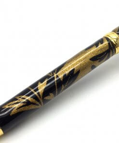 Handmade Ballpoint Pen made in Japan, Mino Washi Japanese paper series, Nanakusa Black, details of pen body