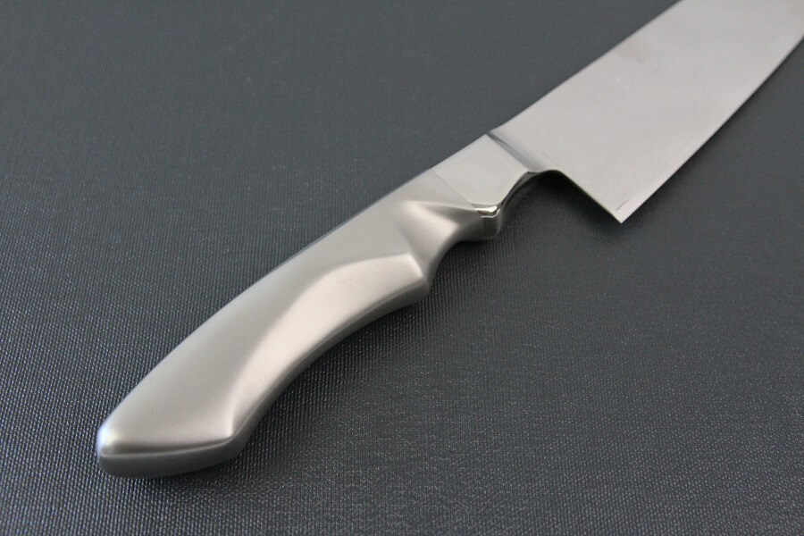 DamMona_Gyuto210_05 Japanese Chef Knife, Damascus Gyuto size M, details of handle