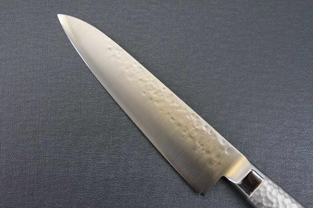 hamfin_gyuto180_04 Japanese Chef Knife, Hammer Finish Series, Gyuto chef knife 180mm, details of blade backside