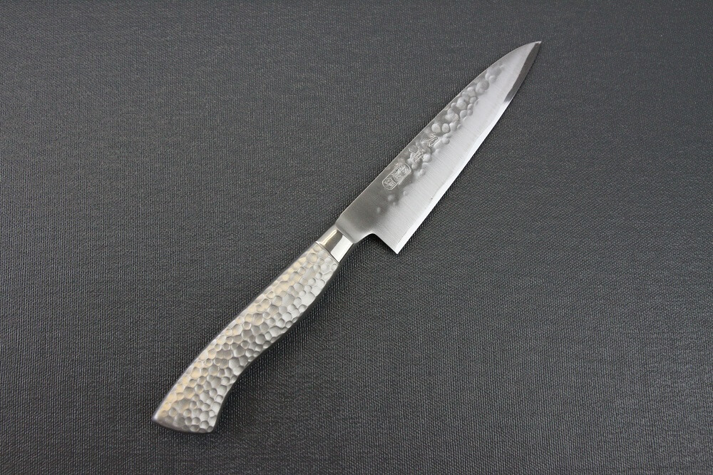 hamfin_petit120_01 Japanese Chef Knife, Hammer Finish Series, Petit knife 120mm blade, front view