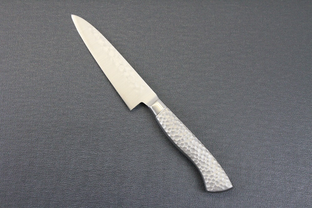 hamfin_petit120_03 Japanese Chef Knife, Hammer Finish Series, Petit knife 120mm, backside view