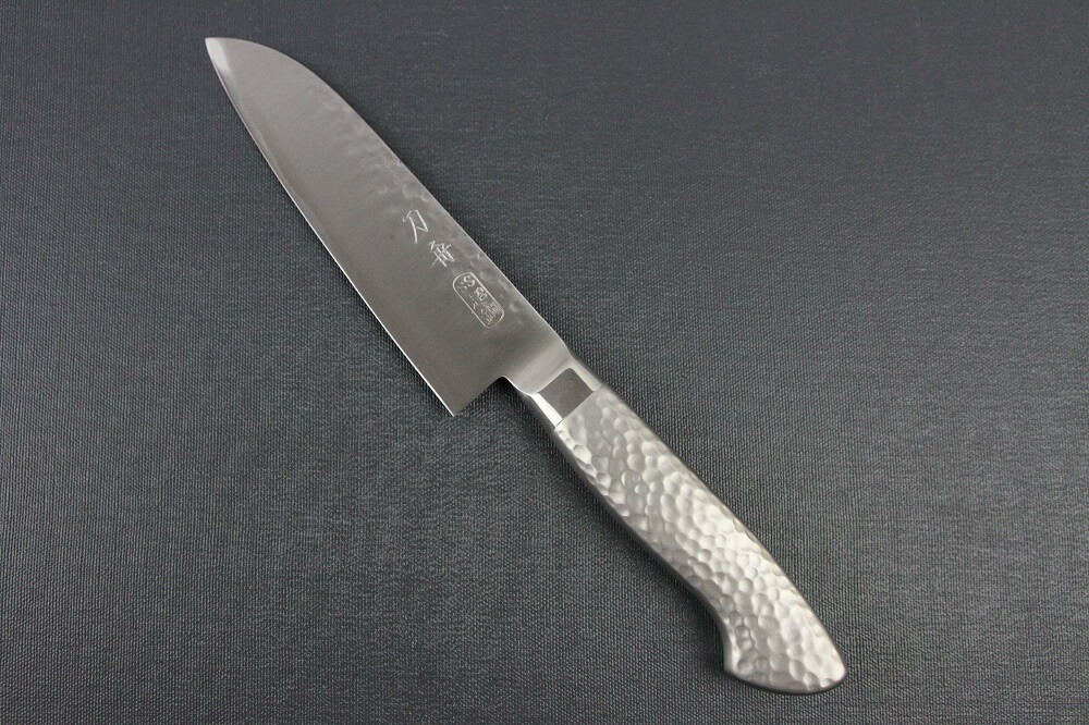 hamfin_santoku150L_01 Japanese Chef Knife, Hammer Finish Series, Santoku multi-purpose knife 150mm left-handed, front view