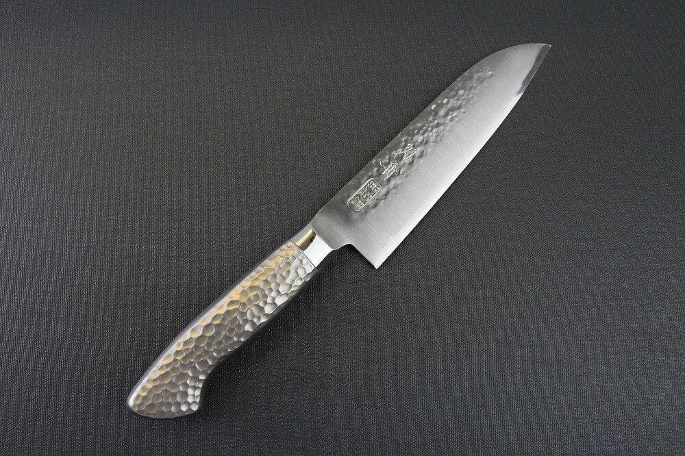 hamfin_santoku150_01 Japanese Chef Knife, Hammer Finish Series, Santoku multi-purpose 150mm, front view