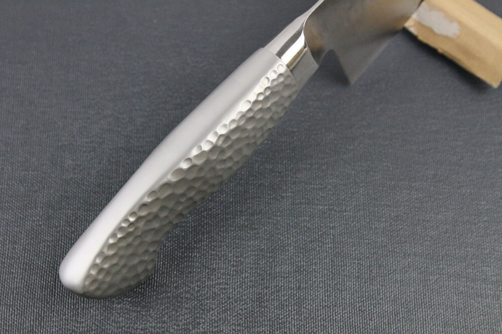 hamfin_santoku165L_06 Japanese Chef Knife, Hammer Finish Series, Santoku multi-purpose knife 165mm left-handed, handle top view