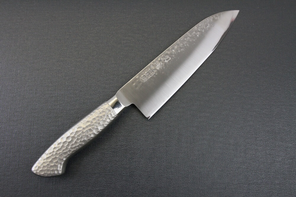 hamfin_santoku180_02 Japanese Chef Knife, Hammer Finish Series, Santoku multi-purpose 180mm, front view