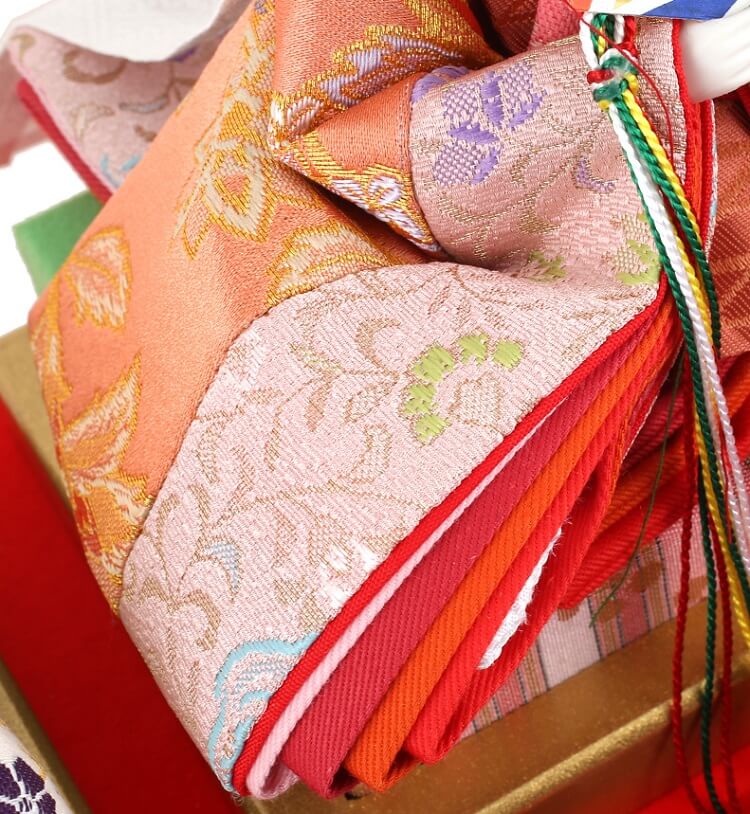 183-505_07 Hina dolls, a Japanese doll, gorgeous 5 dolls set Wakana, details of Kimono of the empress doll