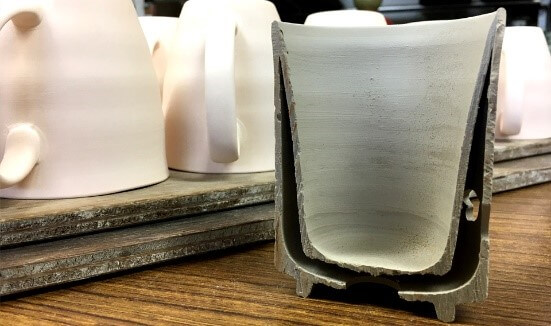 Obori Soma Pottery, a japanese kogei craft, cross section of double structure