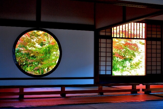 Echigo-yoita Cutlery, a Japanese traditional craft, achievements by an artisan using the crafts