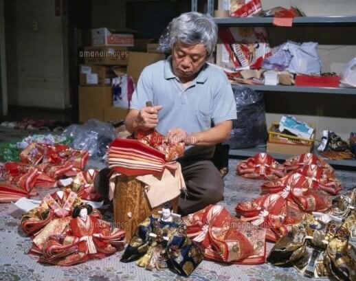Hina dolls made in Suruga, a traditional Japanese craft, making process