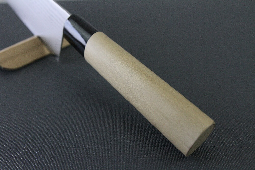 spsantoku_hou_IMG_6200 Toshu Santoku multi-purpose Japanese chef's knife, damascus blade and traditional wood handle, handle top view