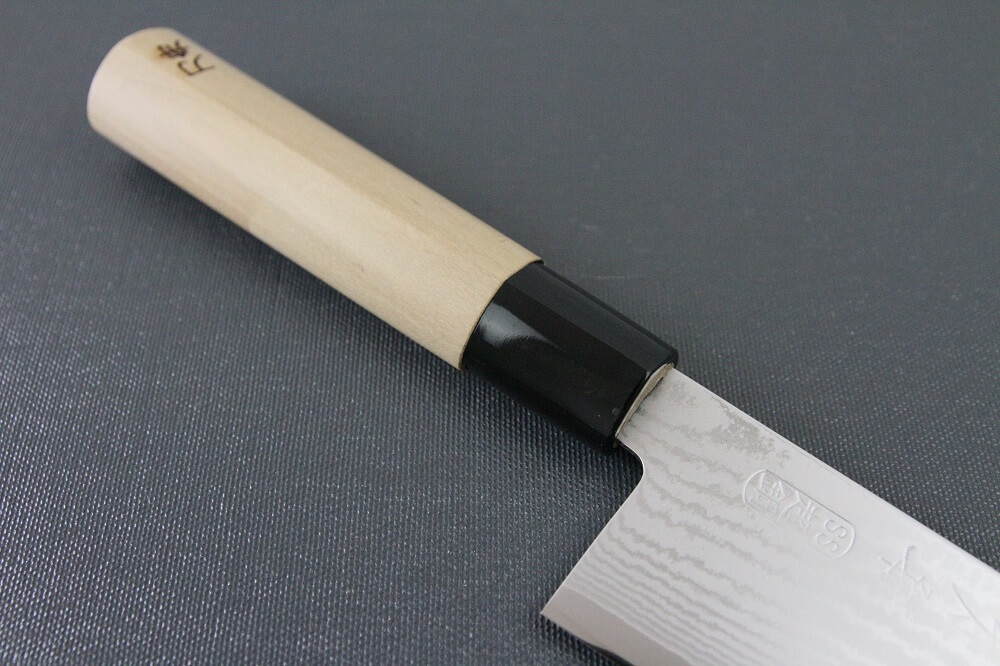 spsantoku_hou_IMG_6203 Toshu Santoku multi-purpose Japanese chef's knife, damascus blade and traditional wood handle, diagonal front view